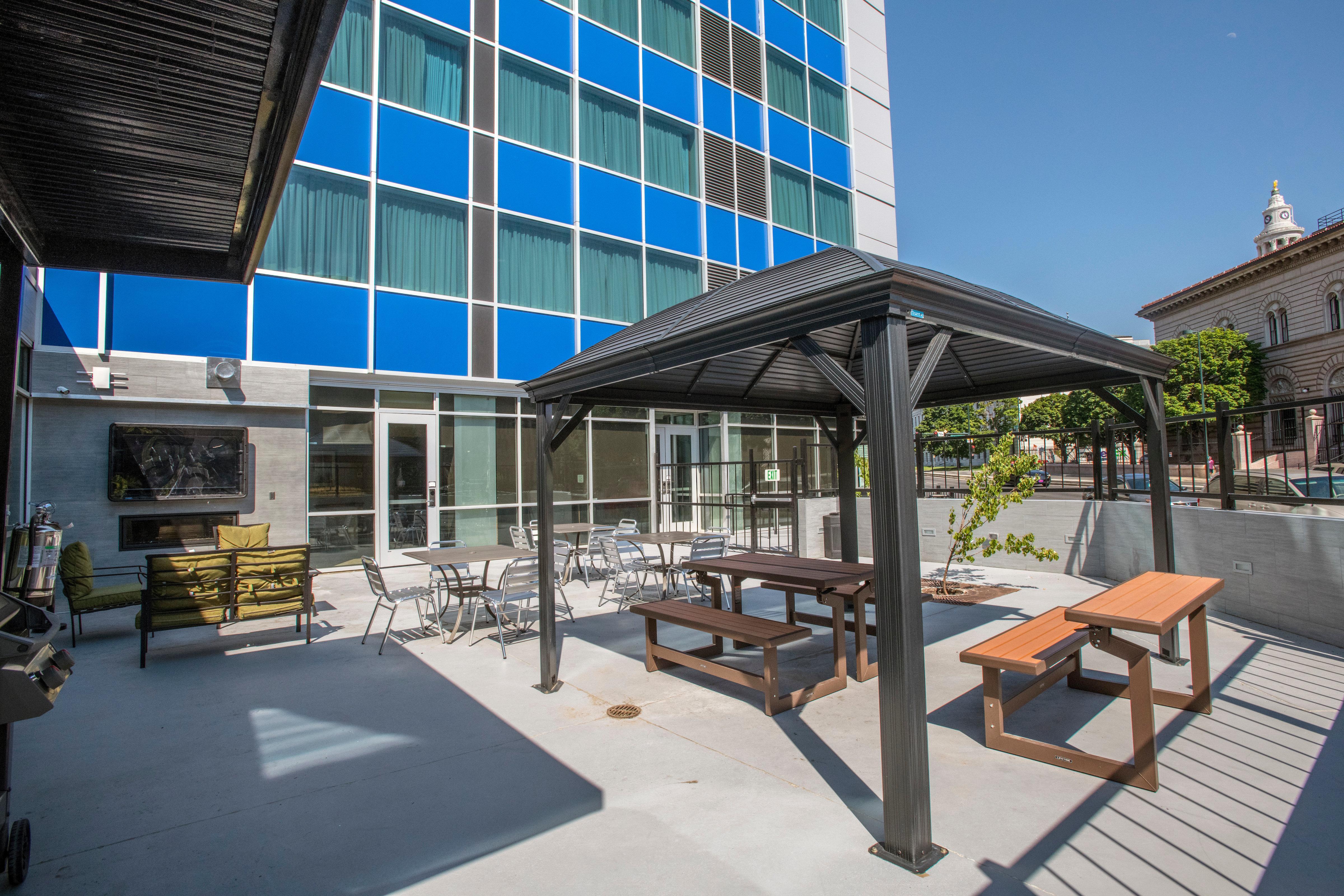 Staybridge Suites Denver Downtown By Ihg Экстерьер фото